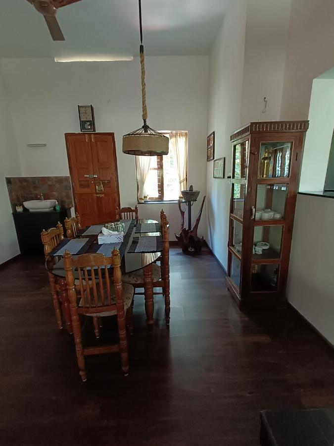 Anandam Stays - Premium 3Bhk Plush Homestay, Vaikom Near Kumarakom Ngoại thất bức ảnh
