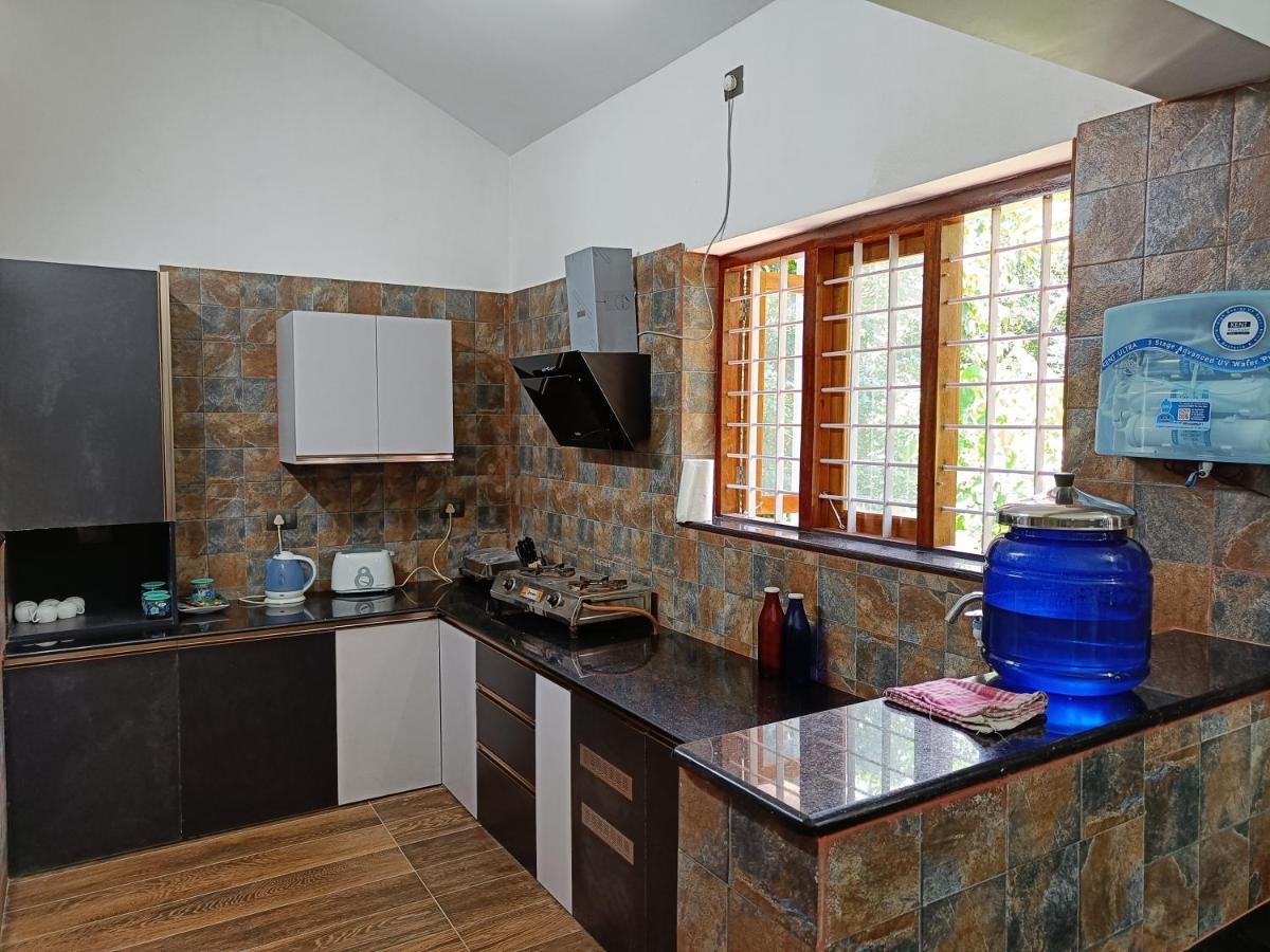 Anandam Stays - Premium 3Bhk Plush Homestay, Vaikom Near Kumarakom Ngoại thất bức ảnh