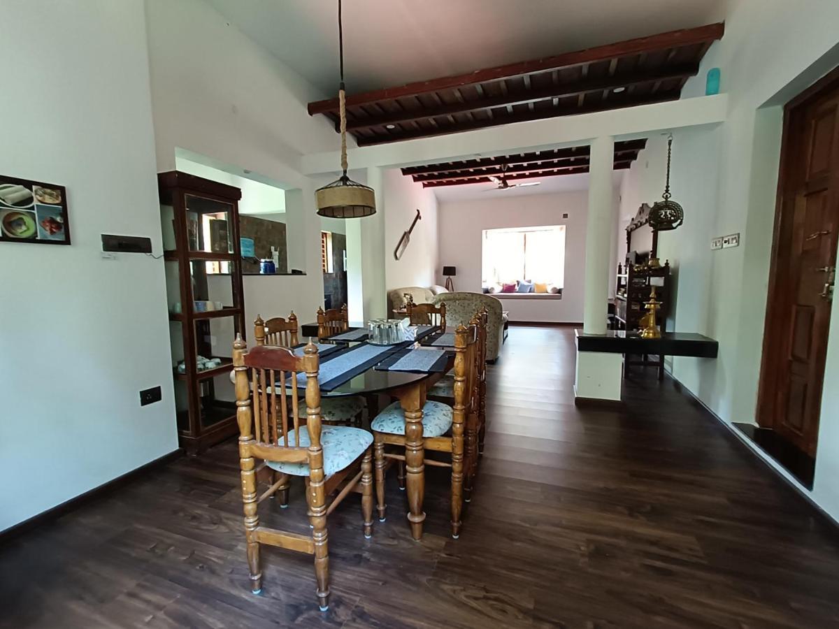 Anandam Stays - Premium 3Bhk Plush Homestay, Vaikom Near Kumarakom Ngoại thất bức ảnh